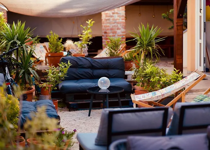 Backpackers Home