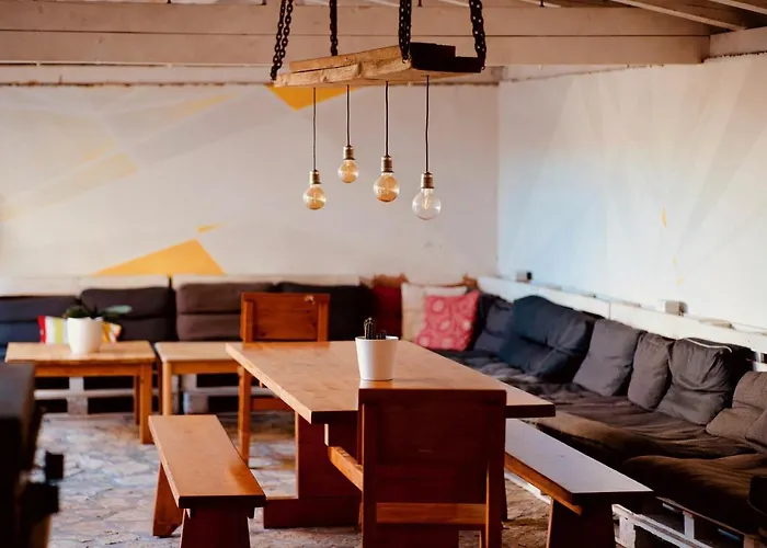 Backpackers Home