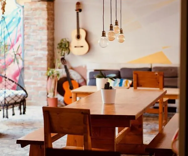 Backpackers Home